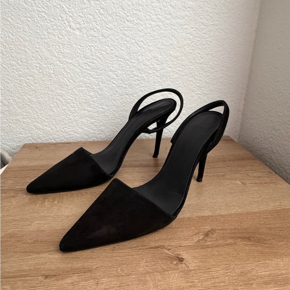 Saks Fifth Avenue black leather tortoise heels